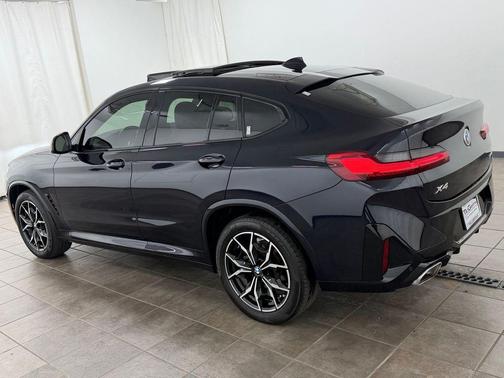 Carbon Black Metallic 2023 BMW X4 xDrive30i