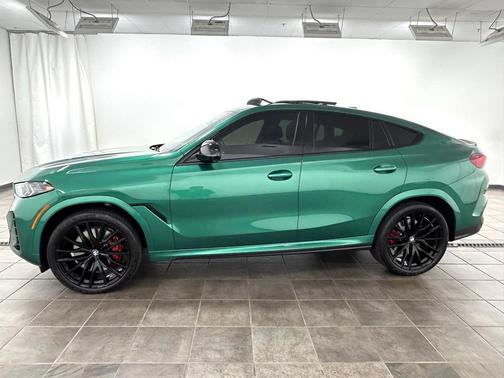 2024 BMW X6 M60i