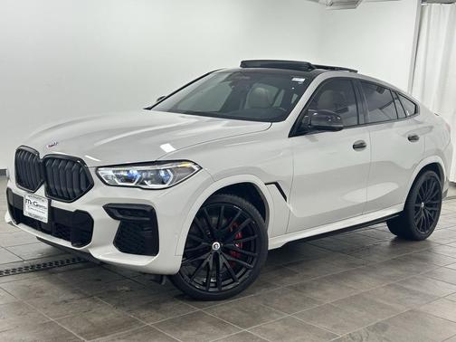 2023 BMW X6 M50i