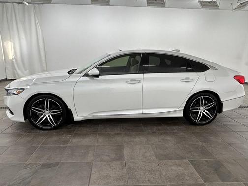 2021 Honda Accord Touring 2.0T
