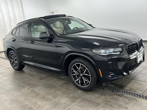 2025 BMW X4 xDrive30i