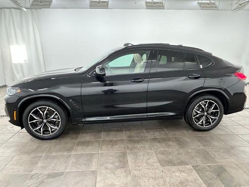 Black Sapphire Metallic 2025 BMW X4 xDrive30i