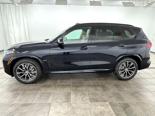 Black Sapphire Metallic 2026 BMW X5 xDrive40i