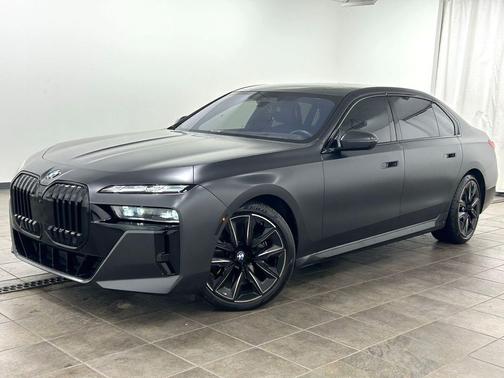 2023 BMW 760 i xDrive