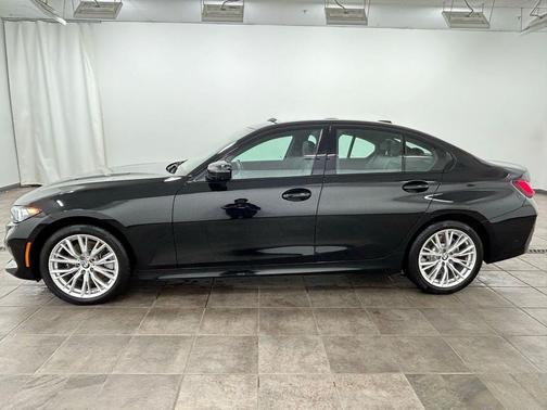 2023 BMW 330 xDrive