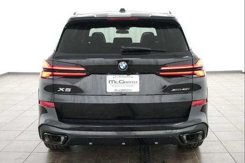Black Sapphire Metallic 2026 BMW X5 xDrive40i