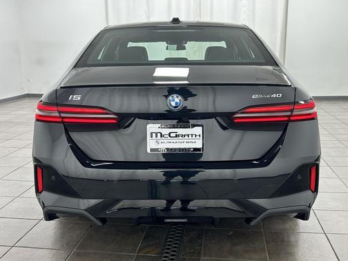 2024 BMW i5 eDrive40