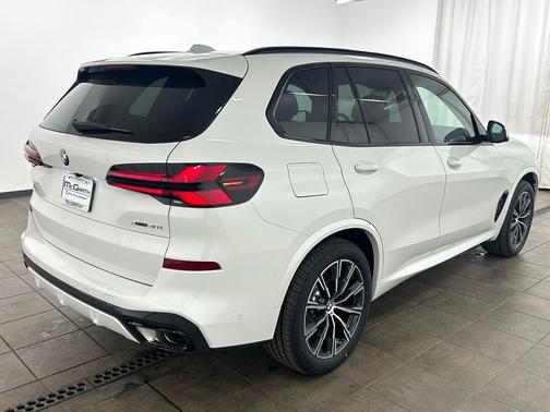 Alpine White 2026 BMW X5 xDrive40i
