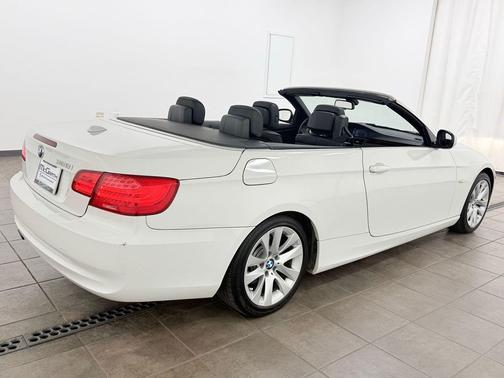 Alpine White 2012 BMW 328 328i