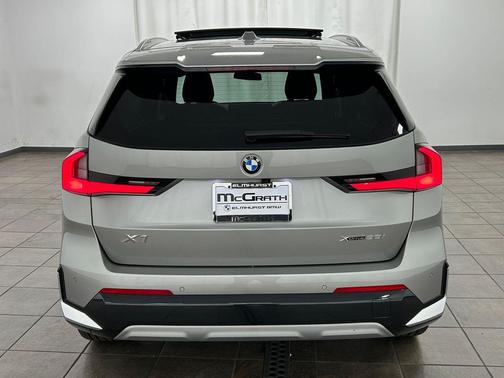 Space Silver Metallic 2025 BMW X1 xDrive28i