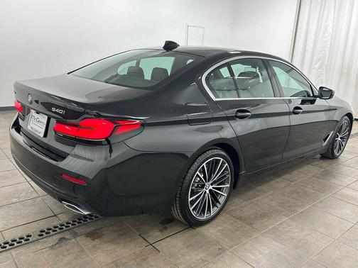 Black Sapphire Metallic 2023 BMW 540 i xDrive