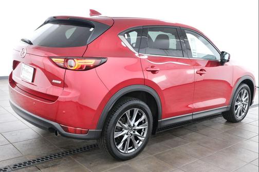 Soul Red Crystal Metallic 2019 Mazda CX-5 Signature