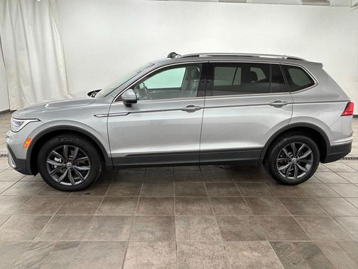 2022 Volkswagen Tiguan 2.0T SE 4MOTION