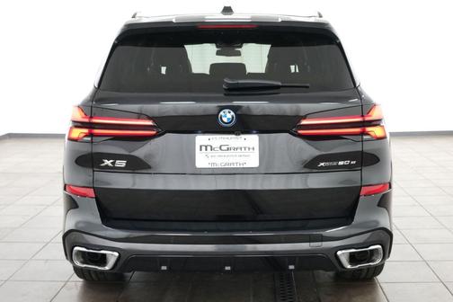 Black Sapphire Metallic 2026 BMW X5 PHEV xDrive50e