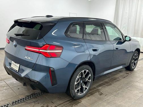 Arctic Race Blue Metallic 2026 BMW X3 30 xDrive