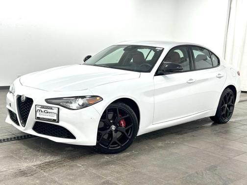 2020 Alfa Romeo Giulia Base