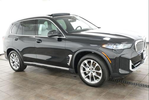 Black Sapphire Metallic 2024 BMW X5 xDrive40i