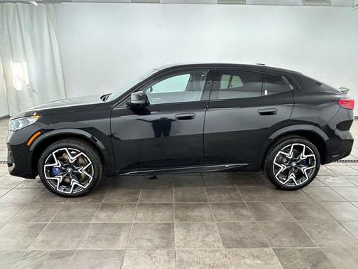 Black Sapphire Metallic 2025 BMW X2 M35i