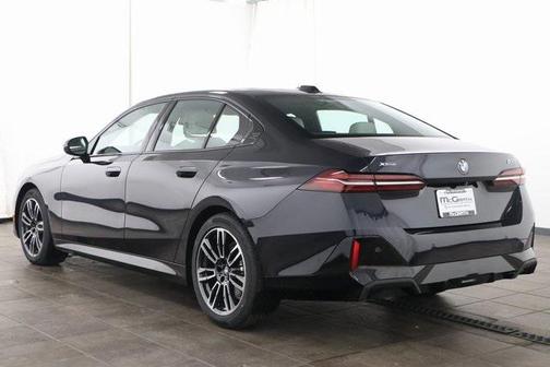 2025 BMW 530 i xDrive