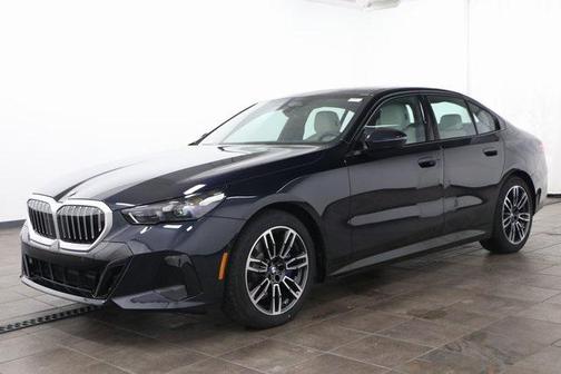 2025 BMW 530 i xDrive