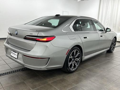 2024 BMW i7 xDrive60