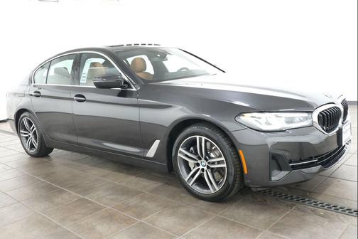 Dark Graphite Metallic 2023 BMW 530 i xDrive