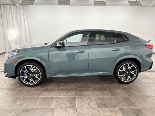 Cape York Green Metallic 2025 BMW X2 M35i