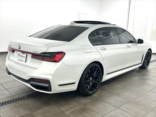 2022 BMW 750 i xDrive