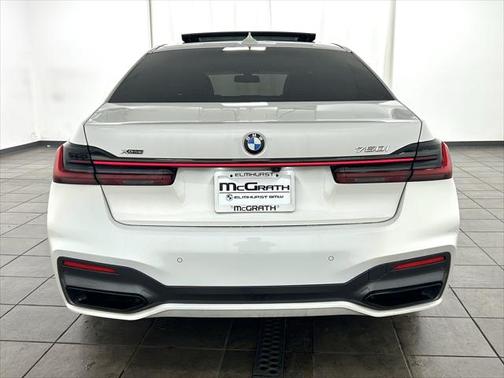 2022 BMW 750 i xDrive