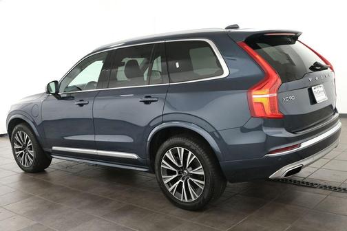 Denim Blue Metallic 2021 Volvo XC90 Recharge Plug-In Hybrid T8 Inscription Expression 6 Passenger