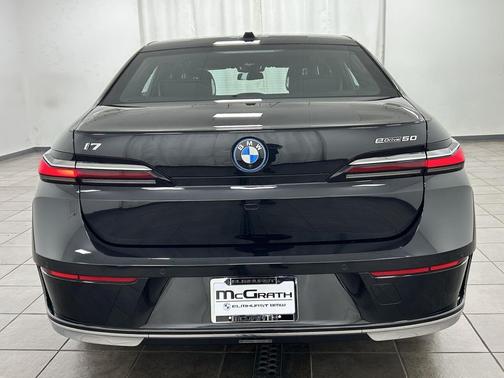 2024 BMW i7 eDrive50