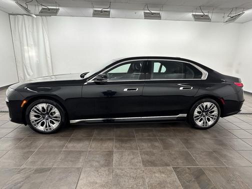 2024 BMW i7 eDrive50
