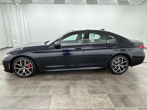 2023 BMW 540 i xDrive