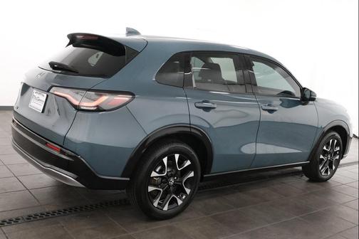 Urban Gray Pearl 2026 Honda HR-V EX-L