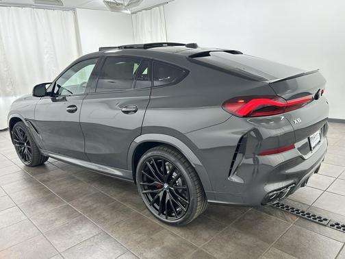 2026 BMW X6 M60i