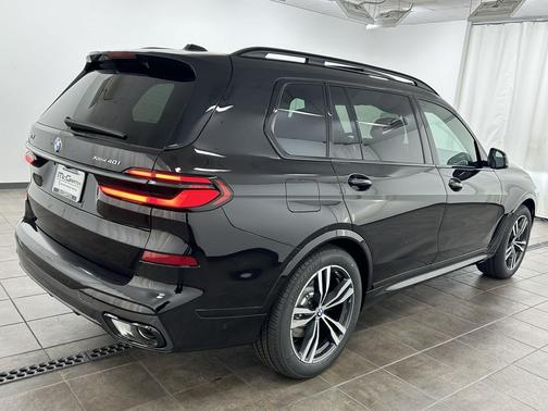 2026 BMW X7 xDrive40i