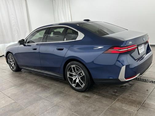 2026 BMW i5 xDrive40