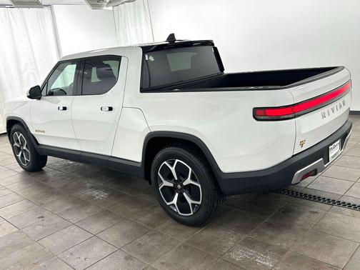 Glacier White 2022 Rivian R1T Adventure