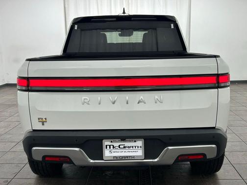 Glacier White 2022 Rivian R1T Adventure