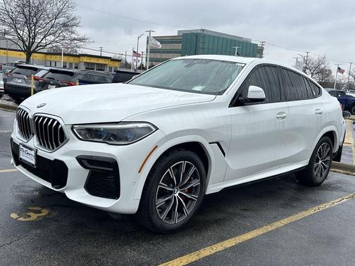2023 BMW X6 xDrive40i