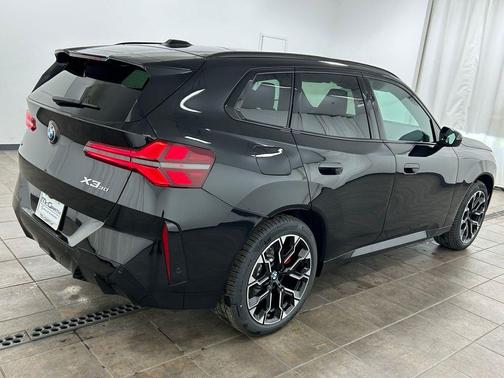 Black Sapphire Metallic 2026 BMW X3 30 xDrive