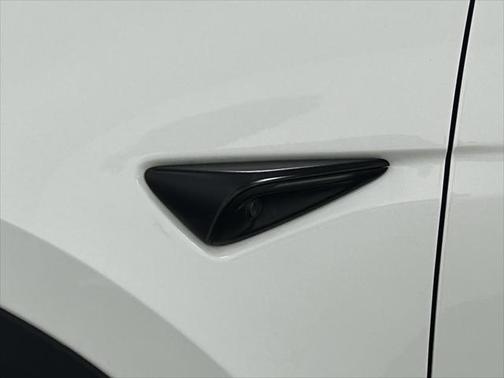 2023 Tesla Model Y Performance Dual Motor All-Wheel Drive