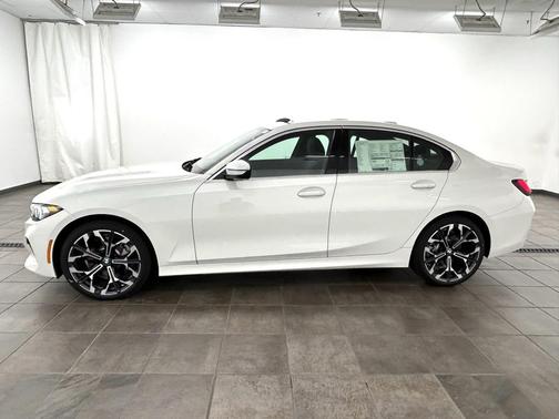 2025 BMW 330 xDrive