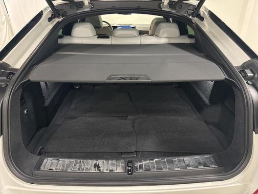 2024 BMW X6 xDrive40i