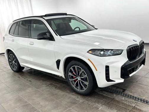 Alpine White 2026 BMW X5 M60i