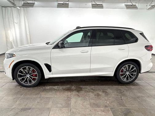 Alpine White 2026 BMW X5 M60i