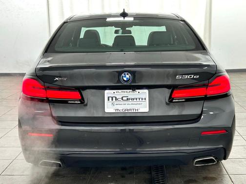 Dark Graphite Metallic 2023 BMW 530e Base