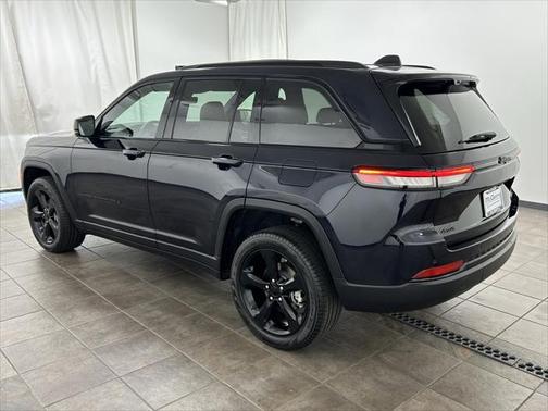 2023 Jeep Grand Cherokee Limited X