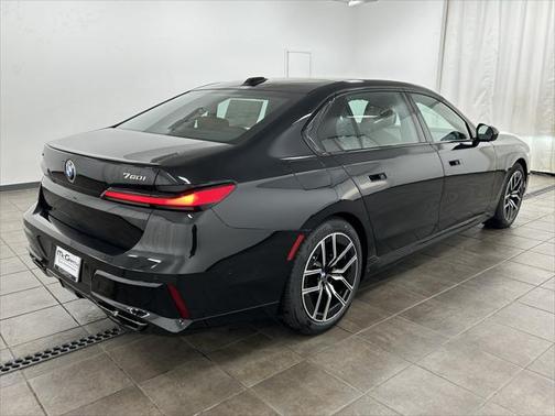 2025 BMW 760 i xDrive