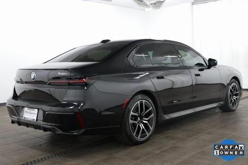 2023 BMW 740 i